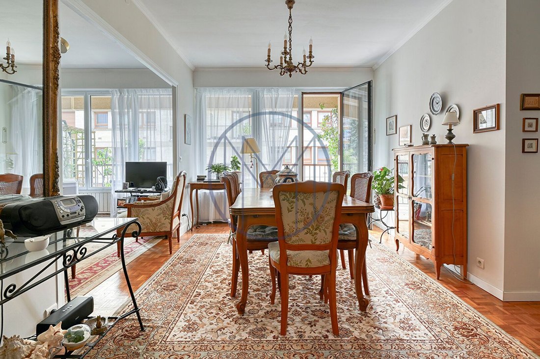 Apartment in Domaine National du Château, Versailles, France 1 - 18479067