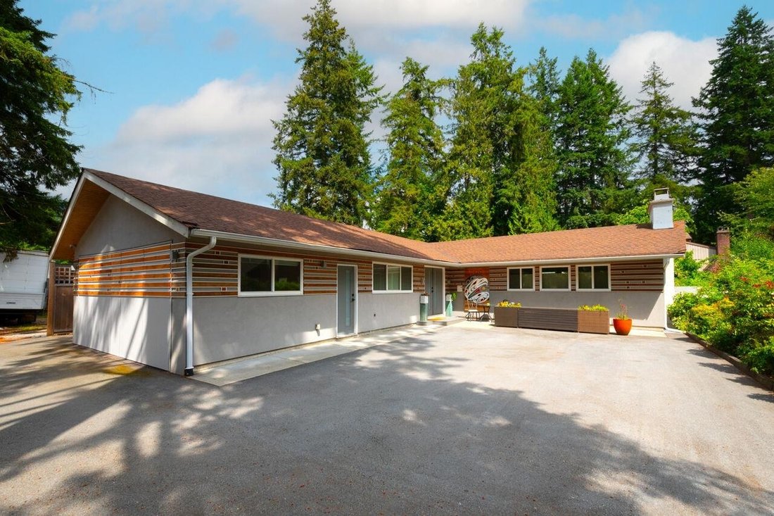 House in North Vancouver, British Columbia, Canada 1 - 18480487