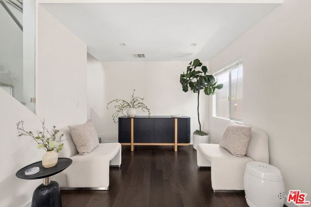 House in Los Angeles, California, United States 3 - 18477882