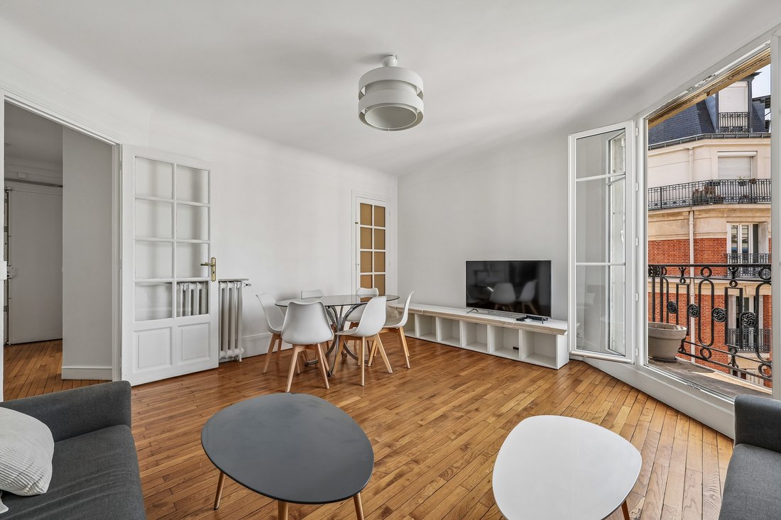 Apartment in Georges Brassens, Paris 15e Arrondissement, Paris 2 - 18474607