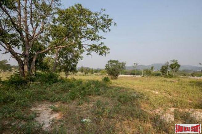 Land in Hua Hin, Prachuap Khiri Khan, Thailand 4 - 18476117