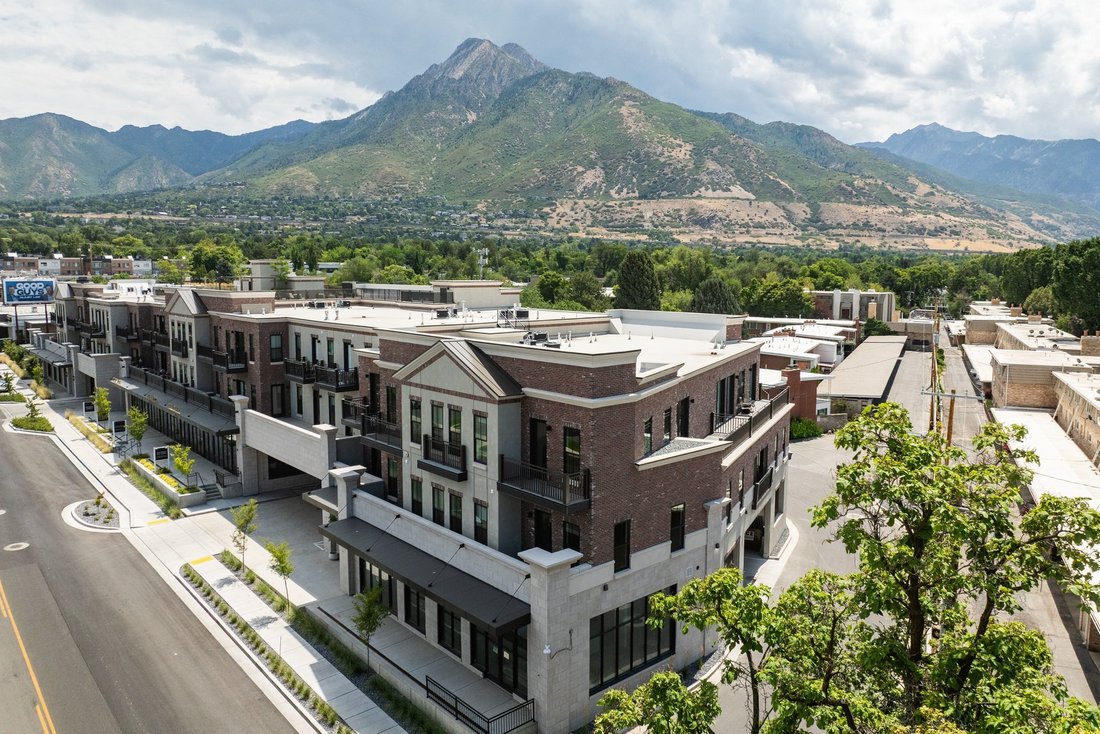 Condo in Holladay, Utah, United States 5 - 18090571