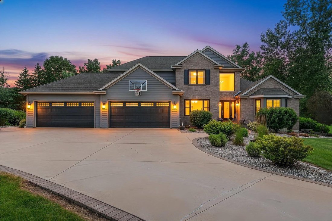 House in Neenah, Wisconsin, United States 1 - 18477834