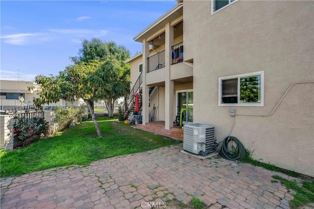 East Los Angeles, California, United States 2 - 18478224