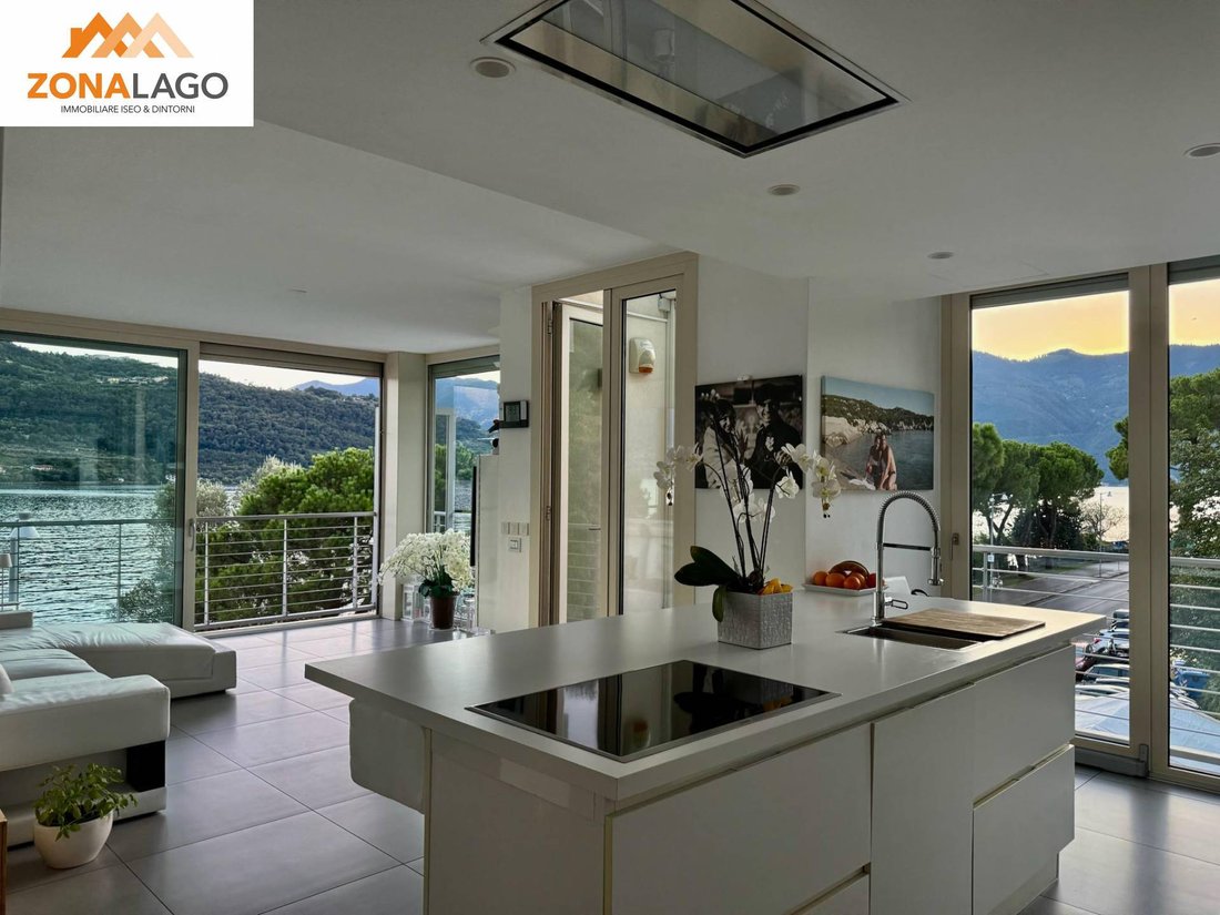 Apartment in Pisogne, Lombardy, Italy 2 - 18480189