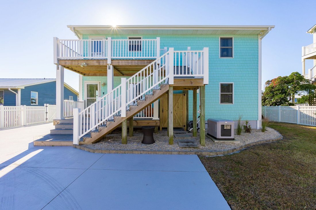 House in Emerald Isle, North Carolina, United States 5 - 18477065