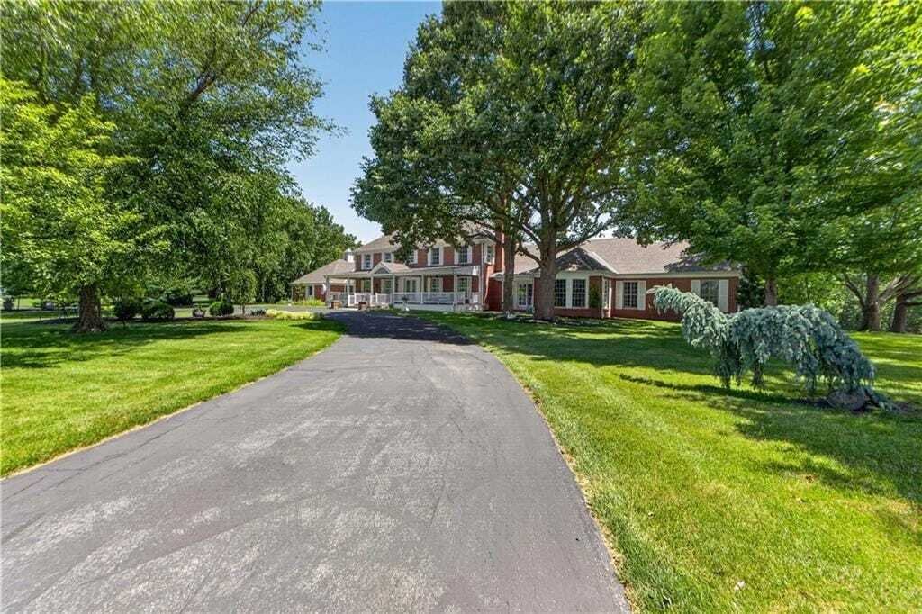 House in Leavenworth, Kansas, United States 3 - 18480379