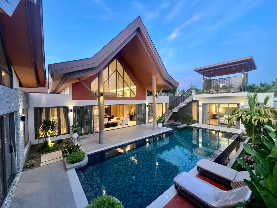Villa in Choeng Thale, Phuket, Thailand 1 - 18476603