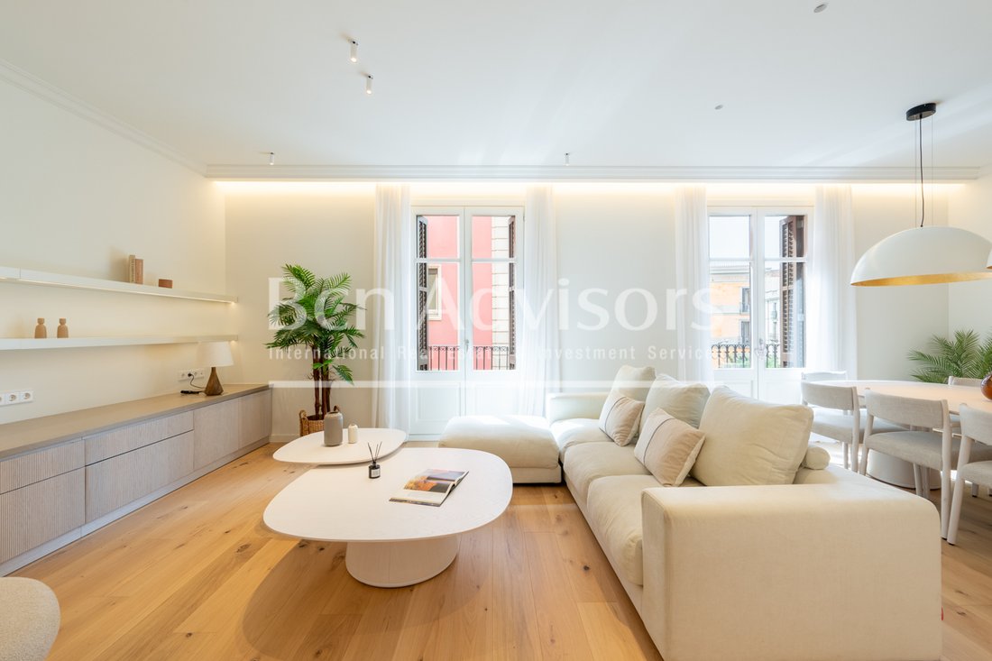 Apartment in Ciutat Vella, Barcelona, Spain 5 - 18479309