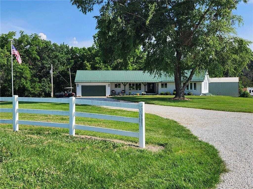 House in Freeman, Missouri, United States 3 - 18480373