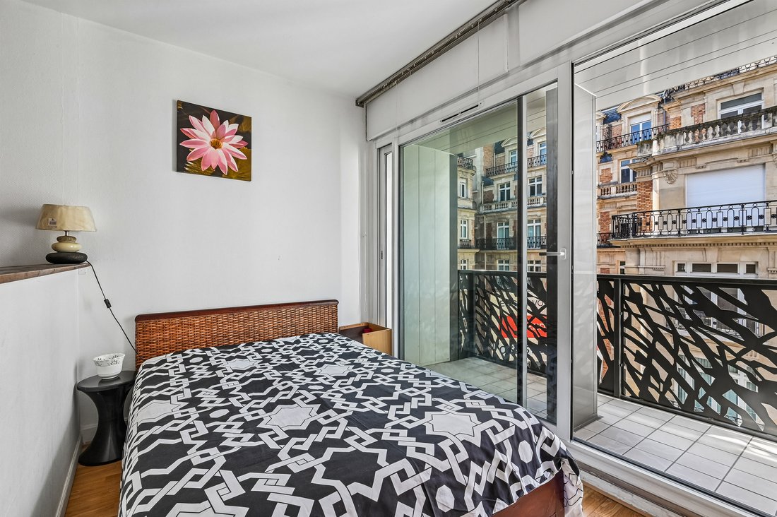 Apartment in Saint Philippe du Roule, Paris 8e Arrondissement, Paris 3 - 18474535