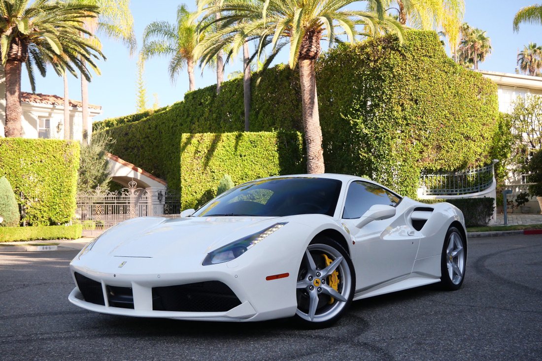 Coupe in West Hollywood, CA, United States 1 - 18476472