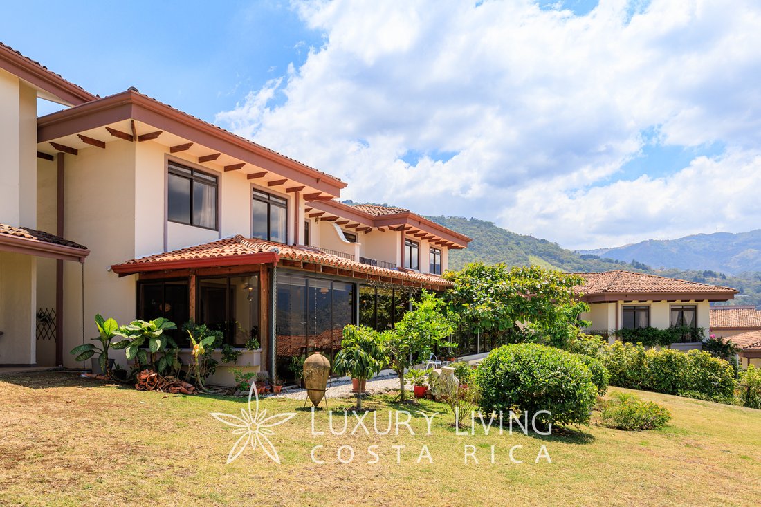House in San Rafael de Escazú, San José Province, Costa Rica 1 - 18476761