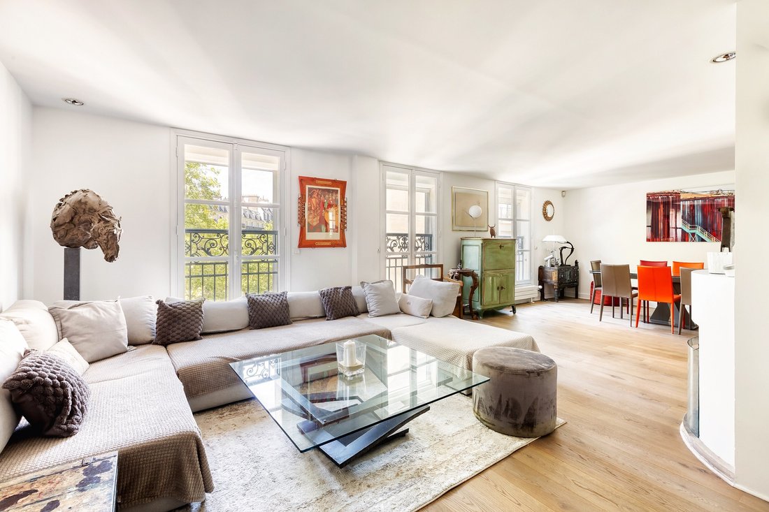 Apartment in Odéon, Paris 6e Arrondissement, Paris 1 - 18480423