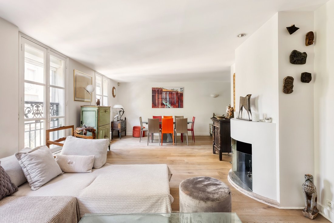 Apartment in Odéon, Paris 6e Arrondissement, Paris 3 - 18480423