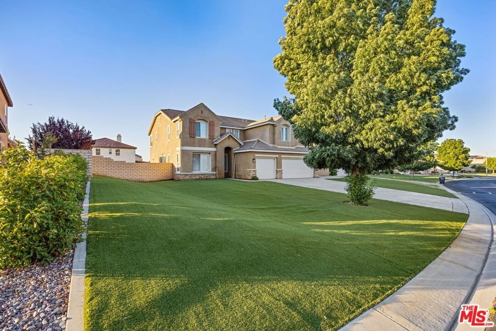 House in Palmdale, California, United States 2 - 18481215