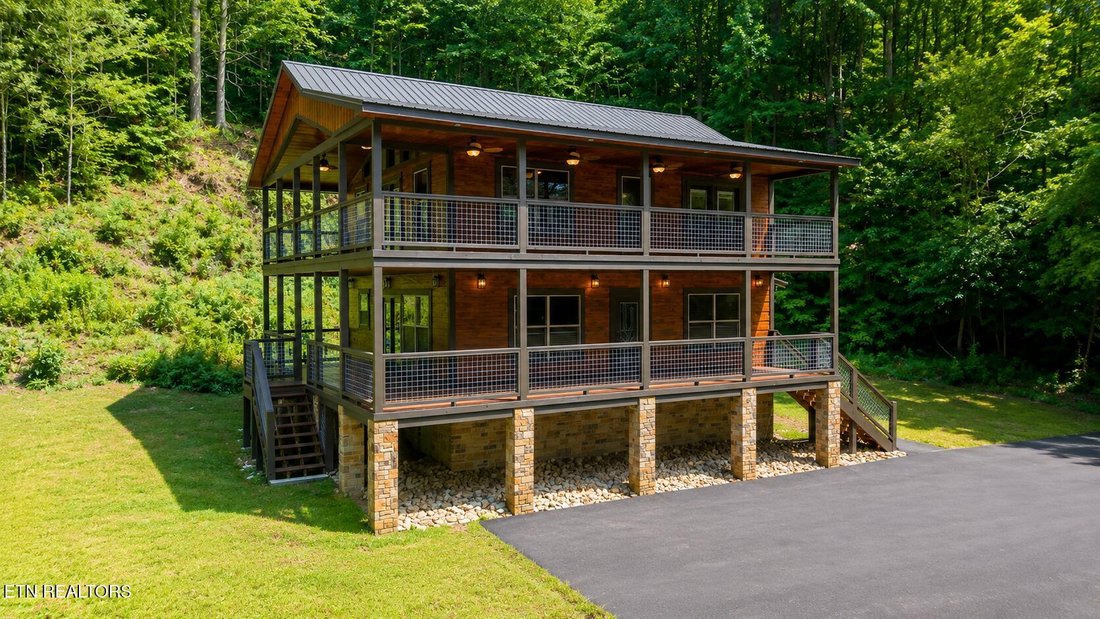 House in Sevierville, Tennessee, United States 2 - 18481533