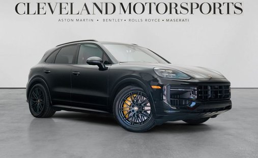 2025 Porsche Cayenne GTS in Canton, OH, United States 1