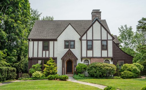 House in West Hartford, Connecticut, United States 1