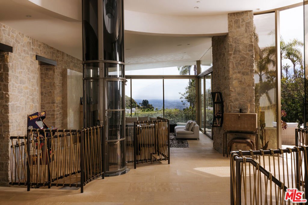 House in Los Angeles, California, United States 4 - 18481207