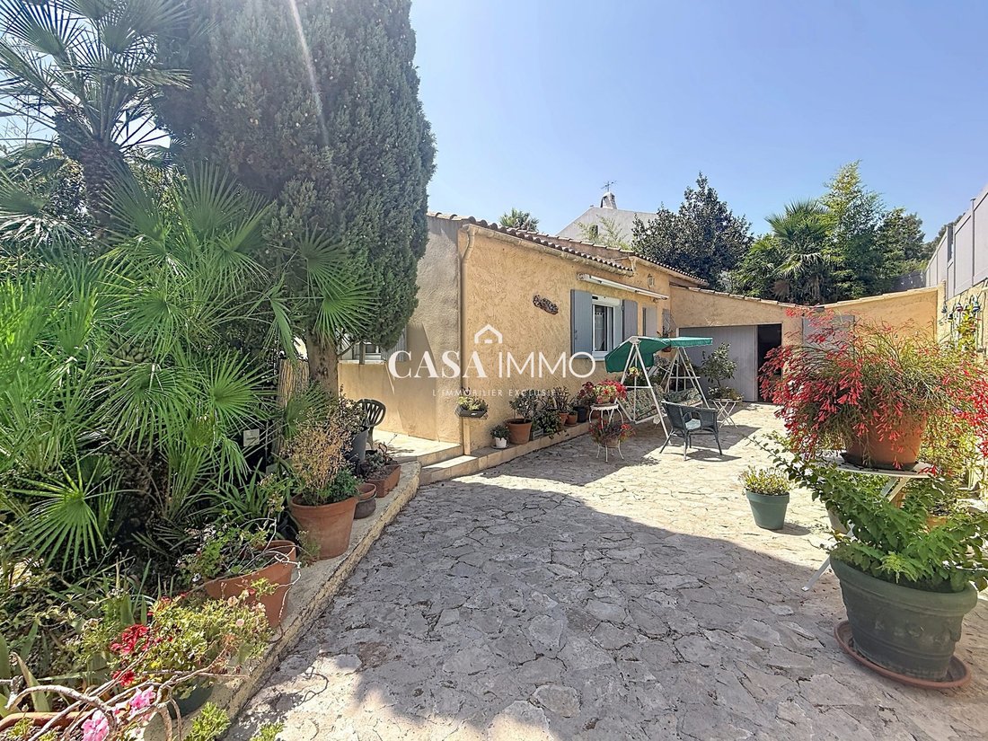 House in Sud, Le Pradet, France 2 - 18480849