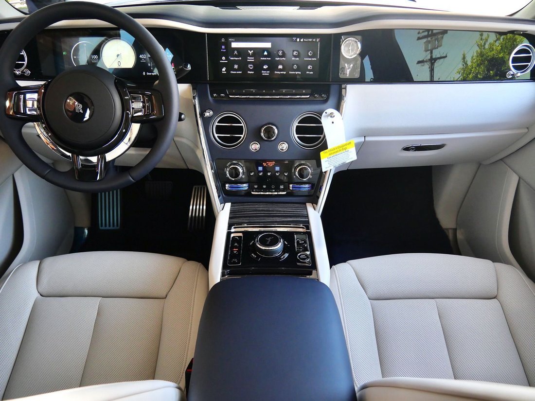 Suv in Beverly Hills, CA, United States 4 - 18481246