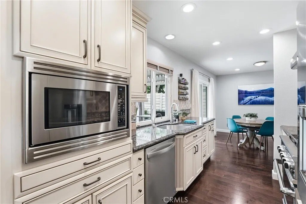 Condo in Irvine, California, United States 5 - 18075287
