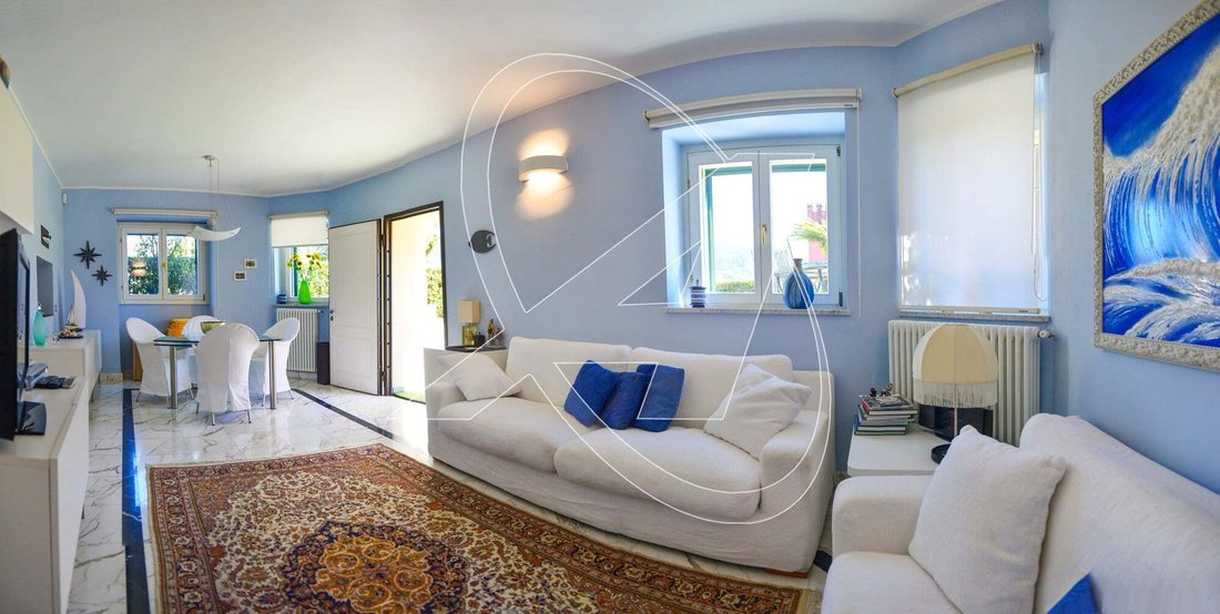 Apartment in Historic Center, Rapallo, Liguria 3 - 16575625