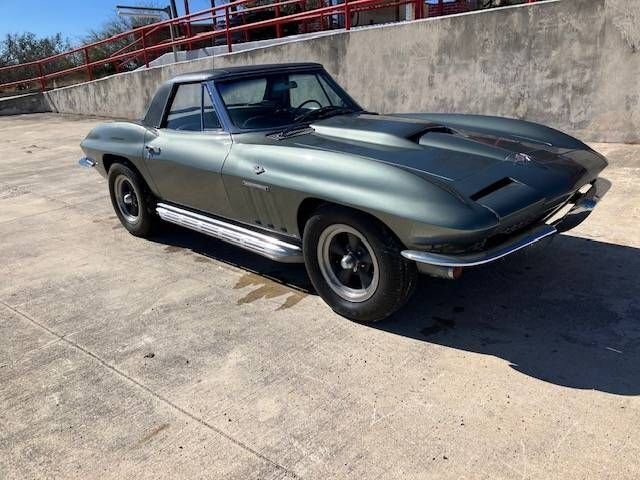 Cabriolet in Glendale, United States 4 - 18481187