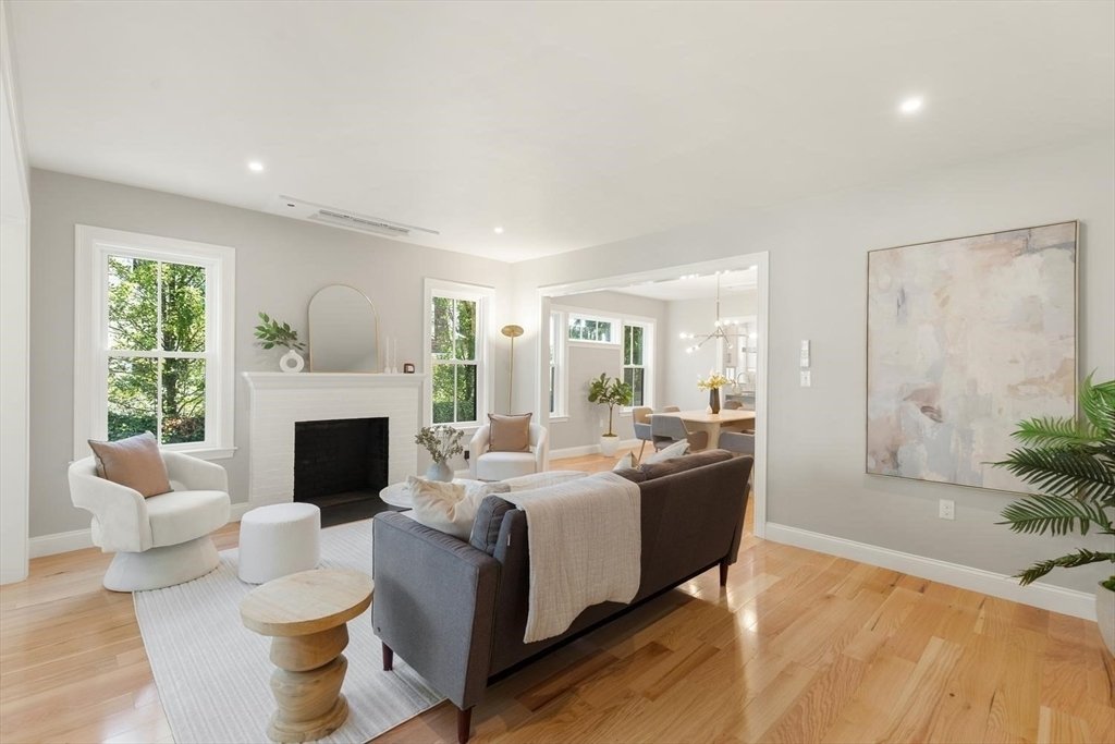 House in Arlington, Massachusetts, United States 4 - 18480745