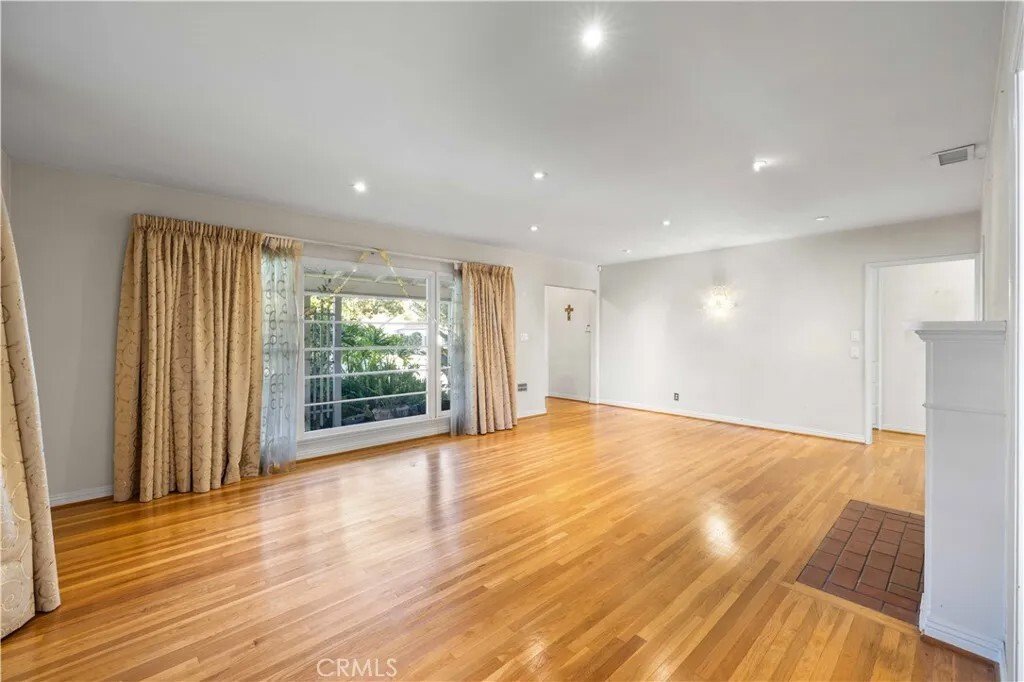 House in Glendale, California, United States 3 - 18481432