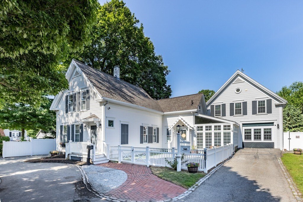 House in Abington, Massachusetts, United States 2 - 18480769