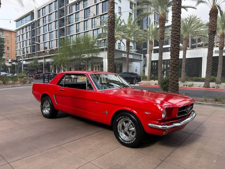 Coupe in Glendale, United States 2 - 18481180