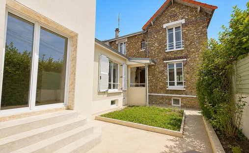 House in Béranger-Savoie, Châtillon, France 1