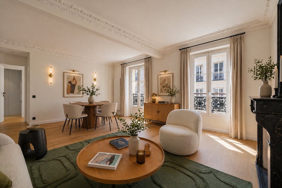 Apartment in Palais Royal, Paris 1er Arrondissement, Paris 3 - 18481621