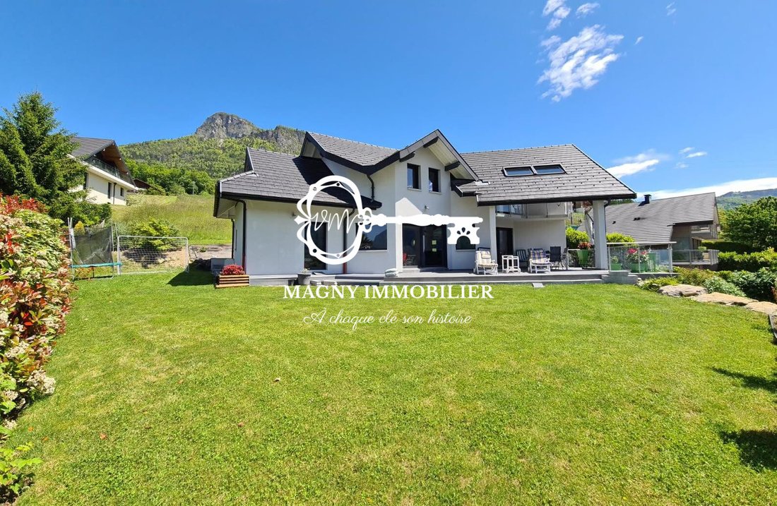 Villa in Thyez, Auvergne-Rhone-Alpen, Frankreich 4 - 18480831