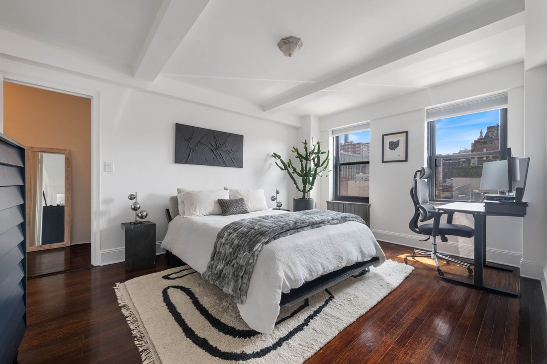 Co Op in New York, New York, United States 4 - 18480671