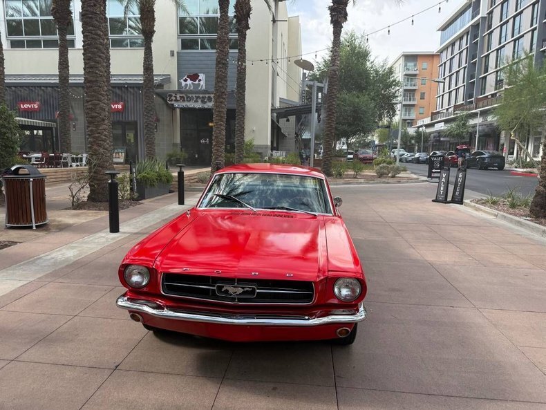 Coupe in Glendale, United States 5 - 18481180