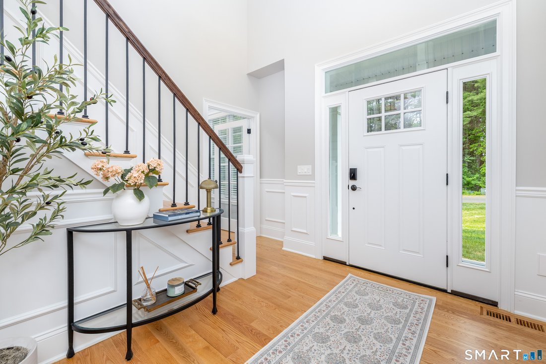 House in Tolland, Connecticut, United States 4 - 18480767