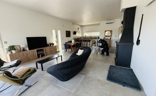 House in Montagne des Chèvres, Villeneuve-lès-Avignon, France 1