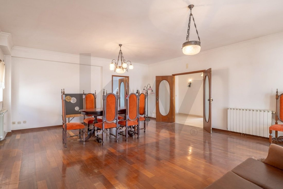 Townhouse in Leiria, Pousos, Barreira e Cortes, Leiria District, Portugal 2 - 18481181
