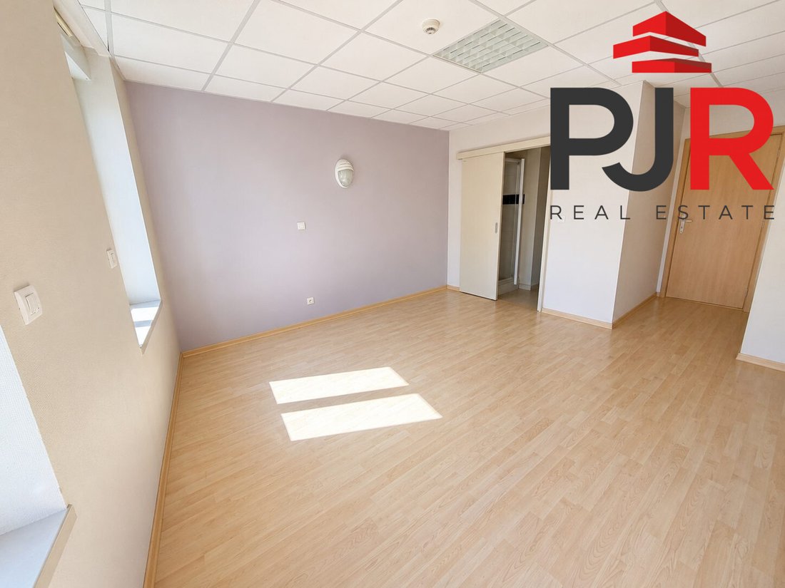 Altro a Rive Droite, Epinal, Francia 3 - 18480854