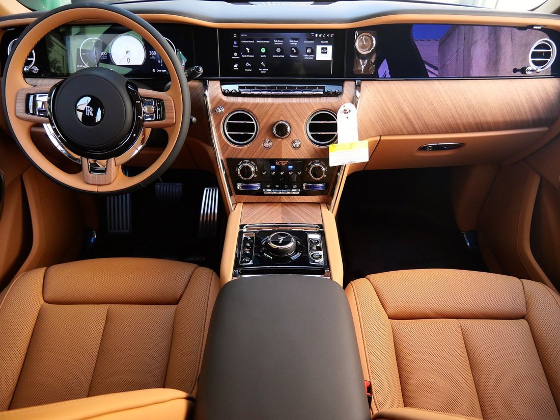 Suv in Beverly Hills, CA, United States 4 - 18481239
