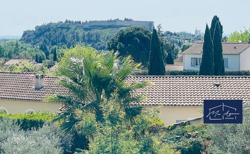 House in Montagne des Chèvres, Villeneuve-lès-Avignon, France 1