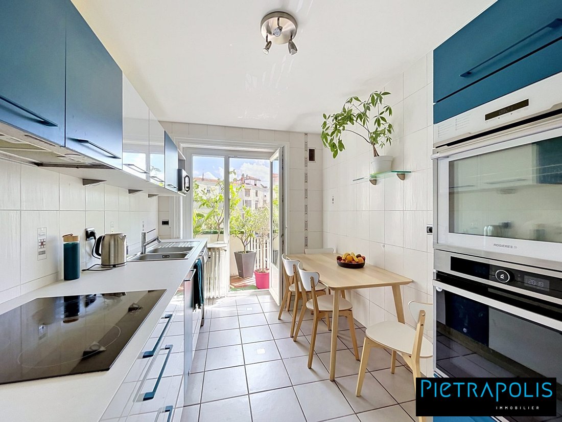 Apartment in Gerland, Lyon 7e Arrondissement, Lyon 4 - 18480992
