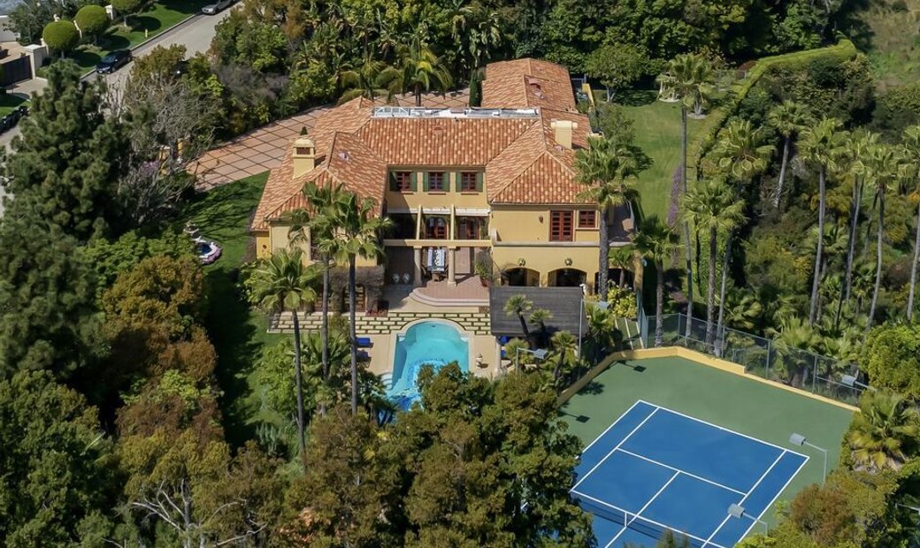 Single Family Residence In Los In Los Angeles, California, United ...