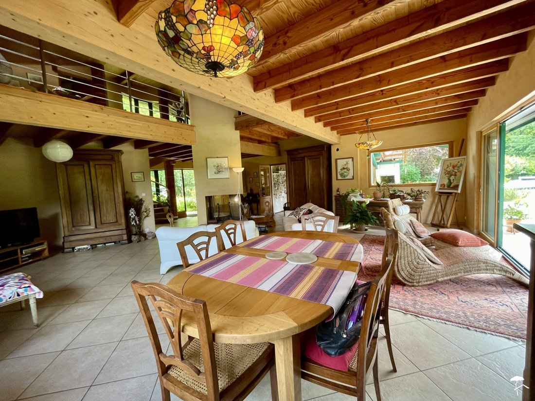 House in Saint-Symphorien, Nouvelle-Aquitaine, France 4 - 18480784