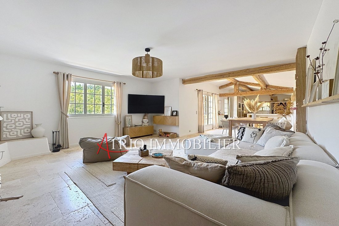 Villa a Tourrettes-sur-Loup, Provenza-Alpi-Costa Azzurra, Francia 3 - 18481637