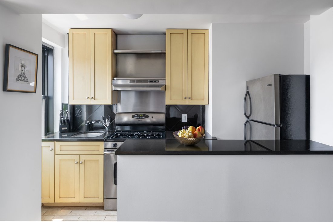 Co Op in New York, New York, United States 3 - 18480671