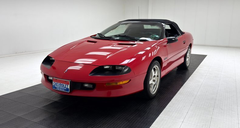Cabriolet in Morgantown, United States 1 - 18481244